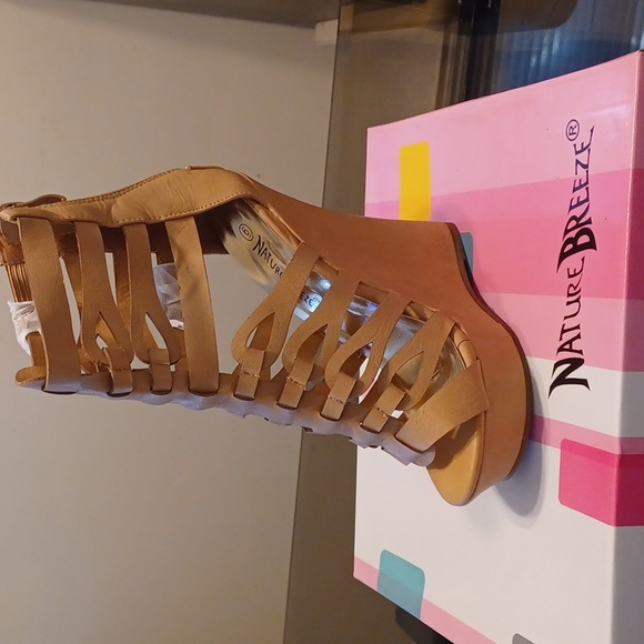 Nature Breeze Bangkok-01 Peep Holes  Open Toe Sandals, Camel, 6, & 8. - Picture 2 of 4